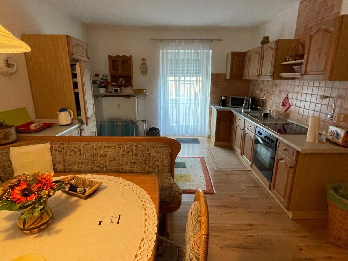 Schoene Ferienwohnung In Bahnhofsnaehe Fuer Urlaub, Studium Oder Arbeit Деггендорф Экстерьер фото