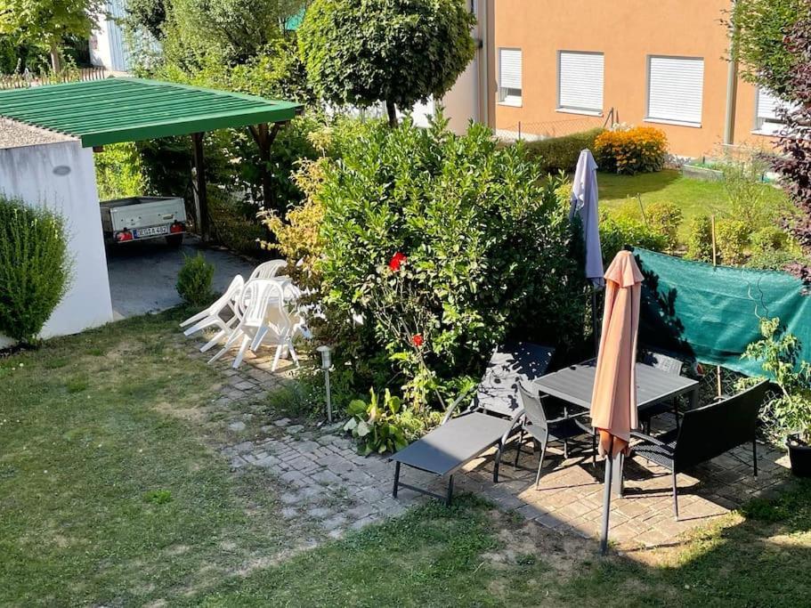 Schoene Ferienwohnung In Bahnhofsnaehe Fuer Urlaub, Studium Oder Arbeit Деггендорф Экстерьер фото