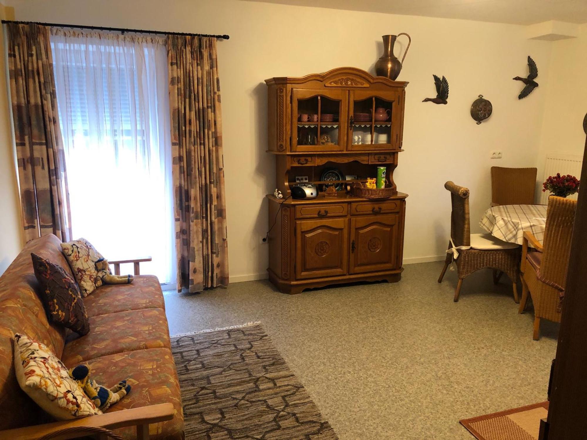 Schoene Ferienwohnung In Bahnhofsnaehe Fuer Urlaub, Studium Oder Arbeit Деггендорф Экстерьер фото