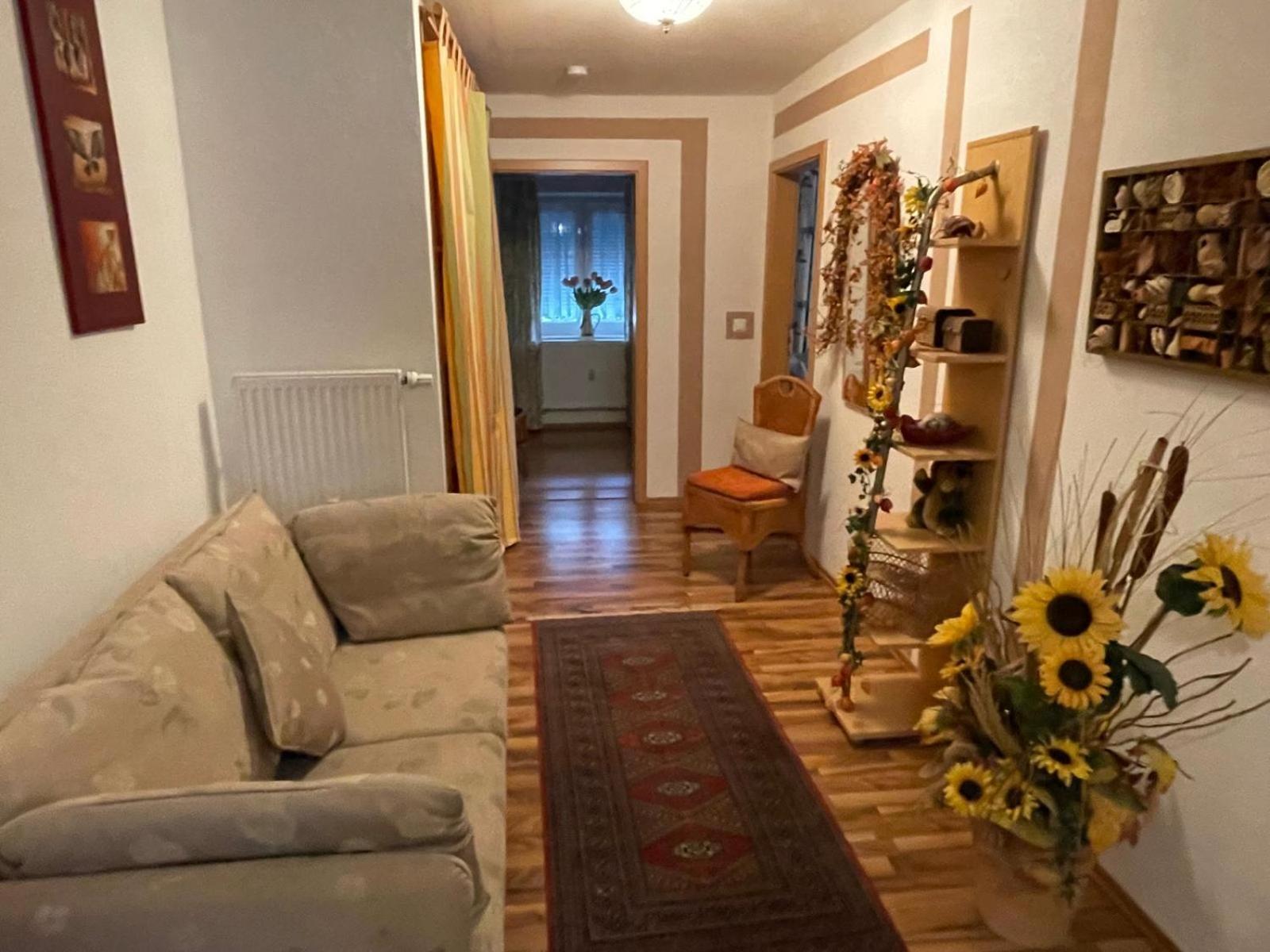 Schoene Ferienwohnung In Bahnhofsnaehe Fuer Urlaub, Studium Oder Arbeit Деггендорф Экстерьер фото